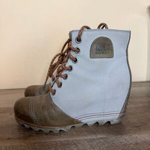 Sorel | Shoes | Sorel Womens Tan Camel Joan Of Arctic Wedge  display picture 1